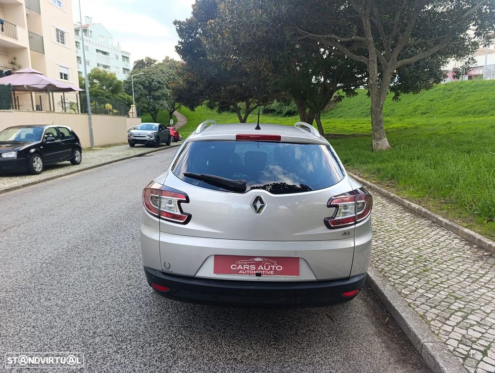 Renault Mégane Sport Tourer 1.5 dCi Dynamique S - 8