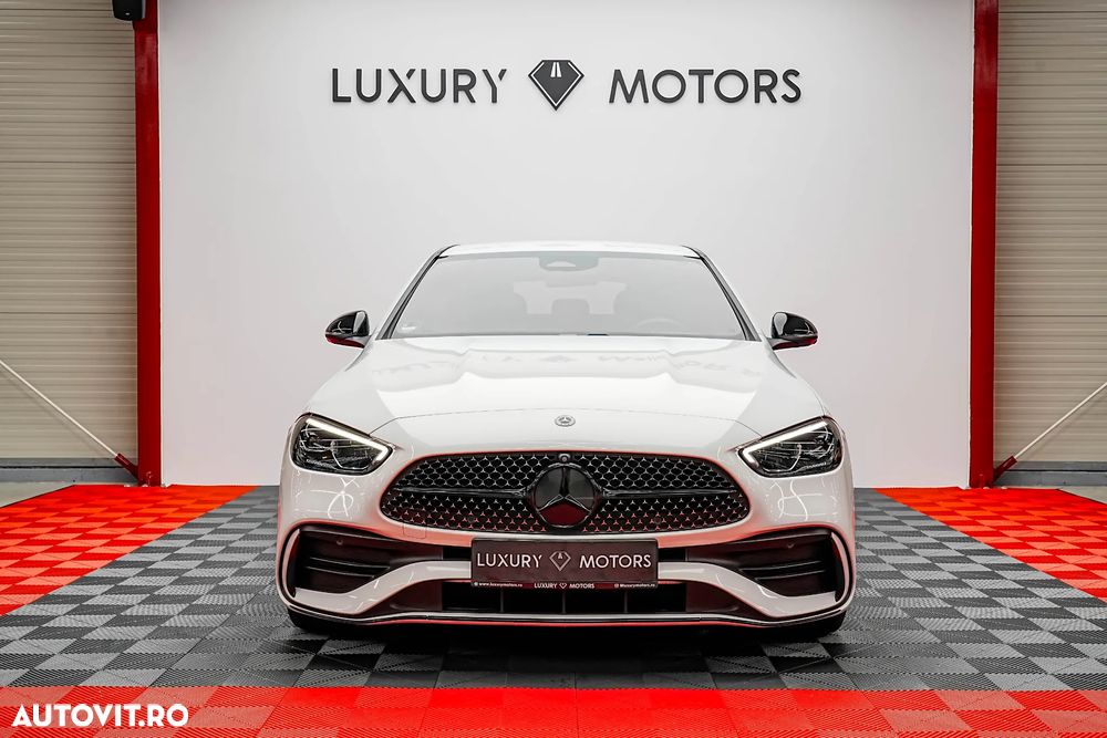 Mercedes-Benz C 200 4Matic 9G-TRONIC AMG Line - 3