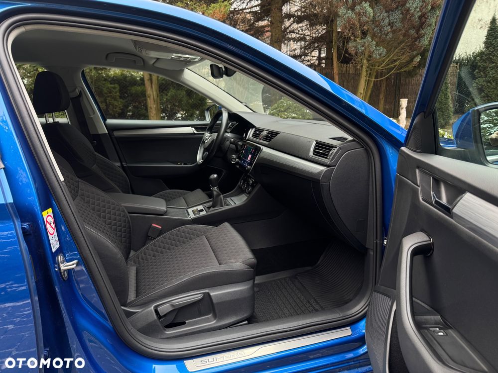 Skoda Superb 2.0 TDI SCR Ambition - 16