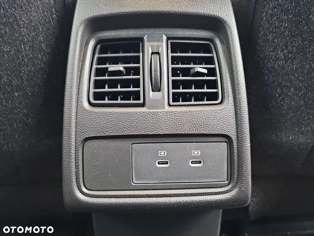 Renault Captur - 25