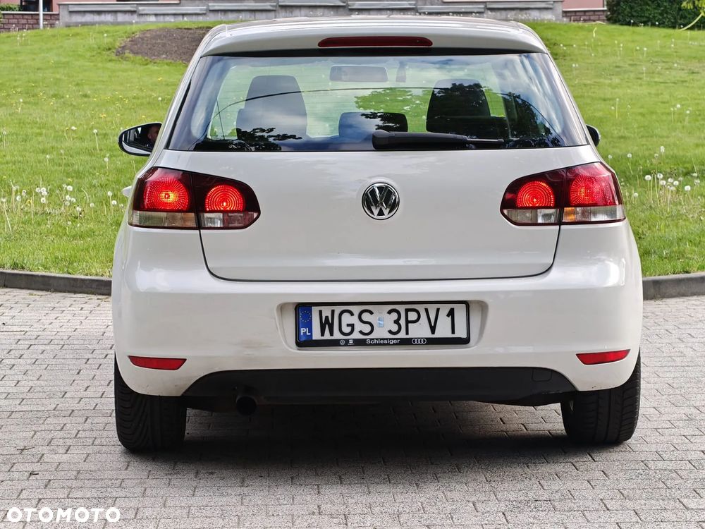 Volkswagen Golf 1.6 TDI DPF BlueMotion Technology Team - 11