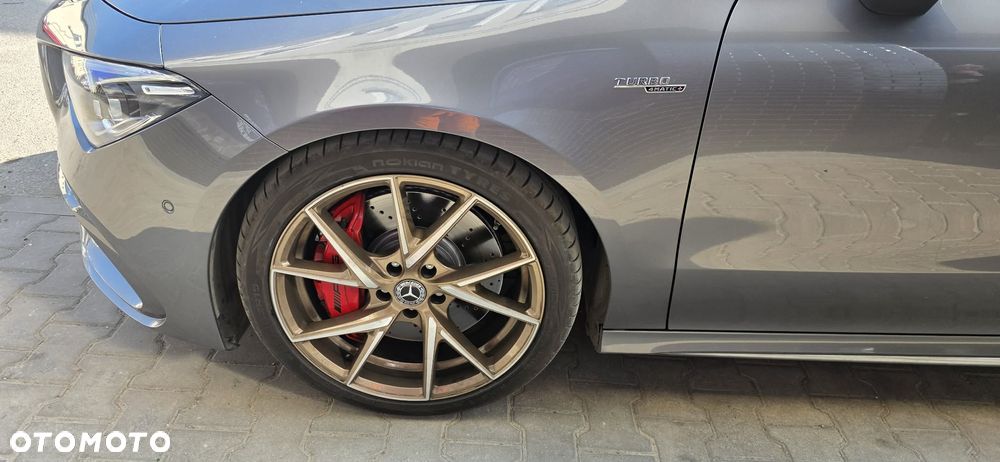 Mercedes-Benz CLA AMG 45 S 4-Matic 8G-DCT - 24