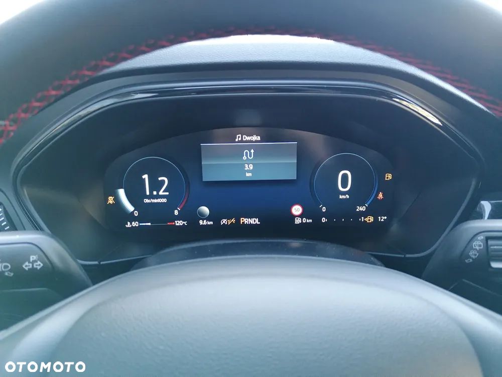 Ford Focus 1.0 EcoBoost mHEV ST-Line X - 31