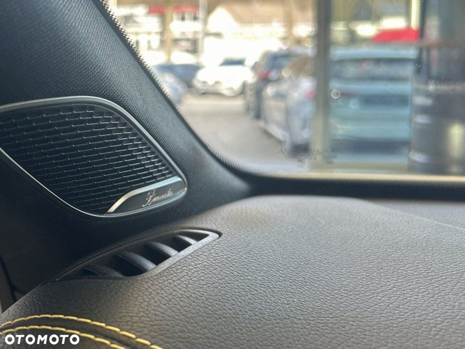 Mercedes-Benz CLA AMG 45 S 4-Matic 8G-DCT - 11