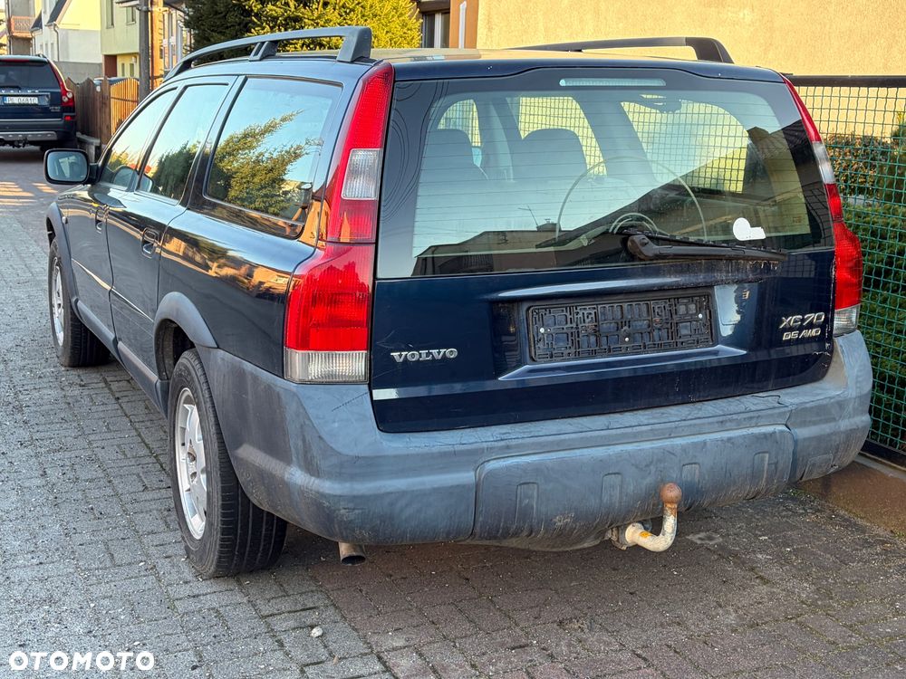 Volvo XC 70 2.4 AWD Automatik Momentum - 3