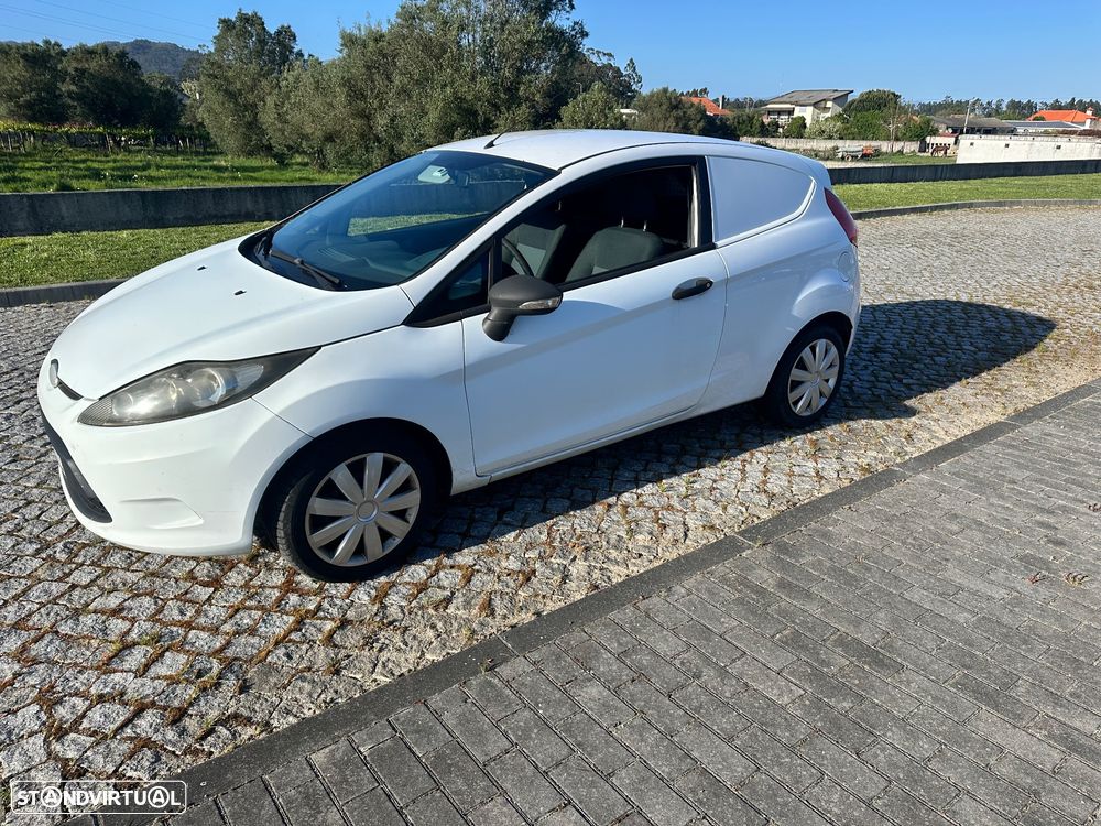 Ford Fiesta - 4