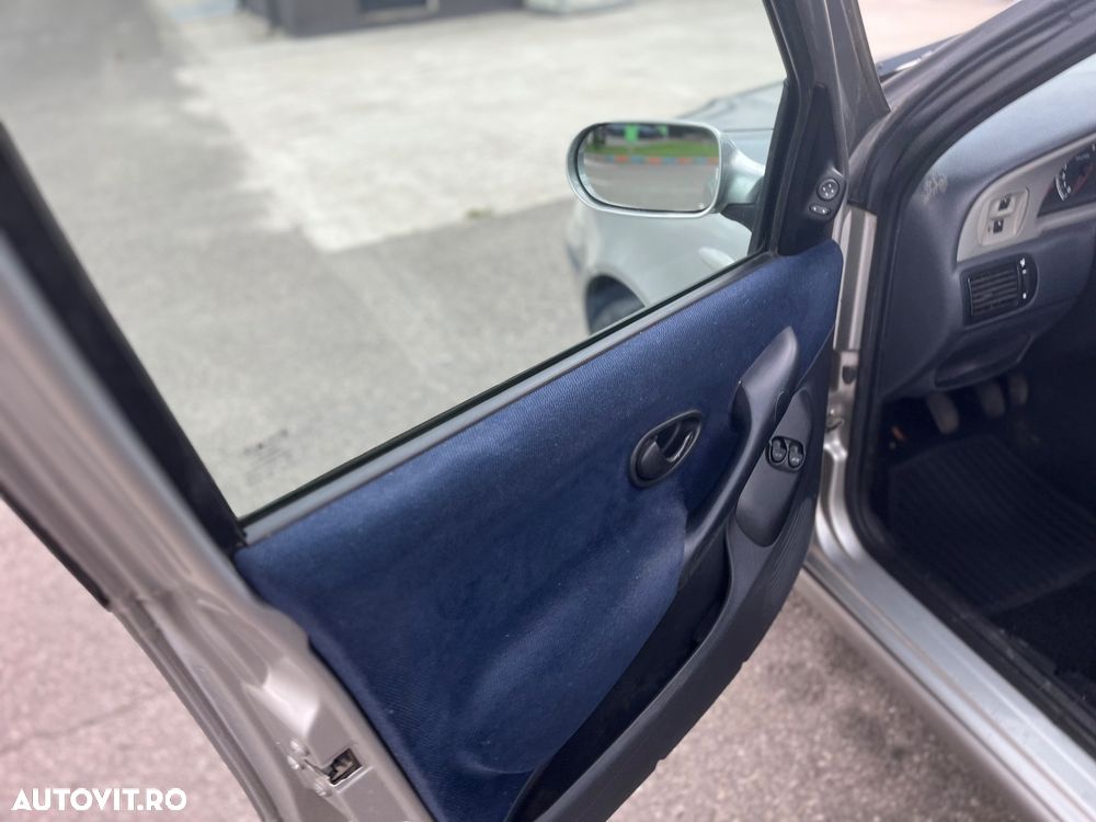 Fiat Albea 1.2 Star - 22