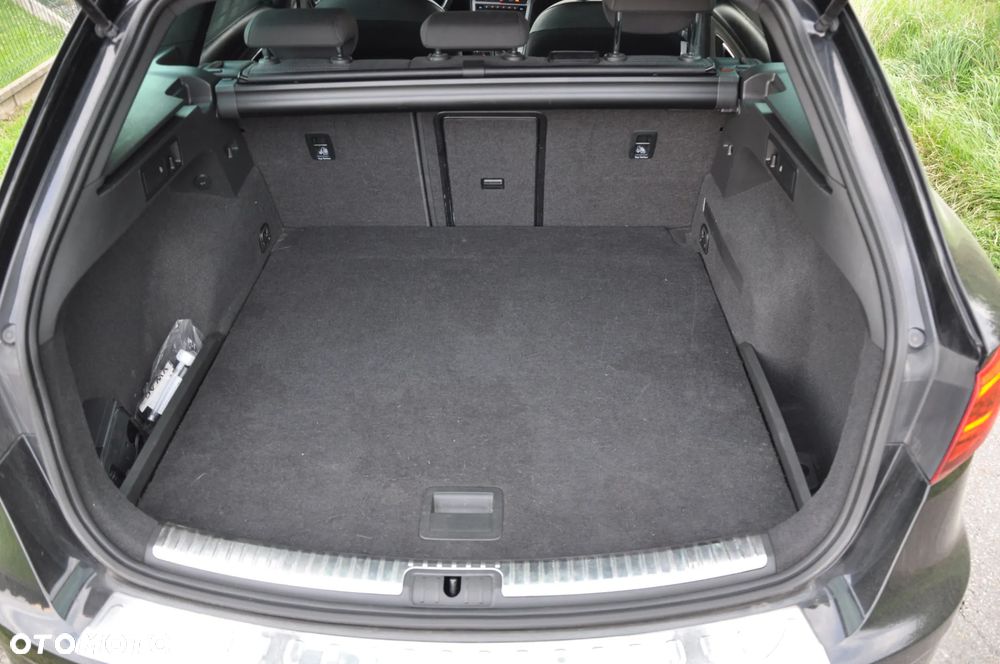 Seat Leon 2.0 TDI DPF Start&Stop DSG XCELLENCE - 35