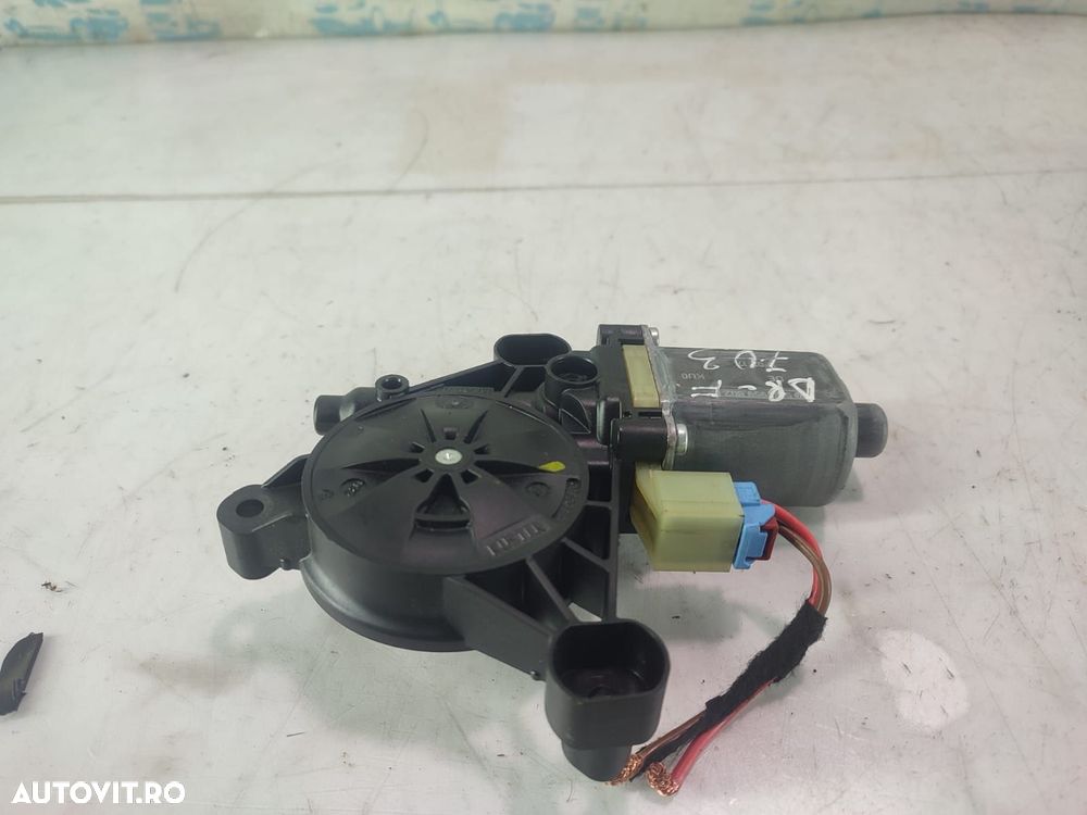 Motoras  geam dreapta fata 5q0959802b Skoda Superb 3 [2015 - 2020] - 4