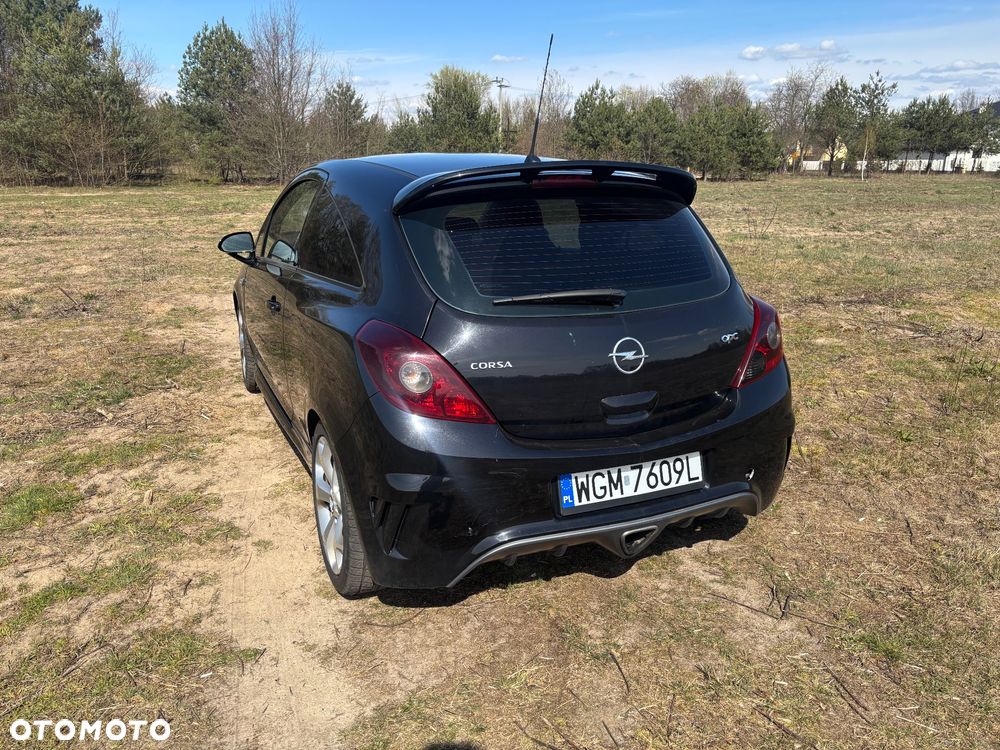 Opel Corsa 1.6 Turbo OPC - 8