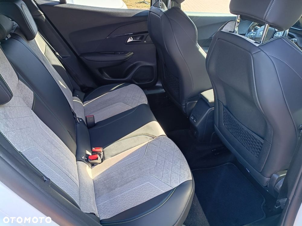 Peugeot 2008 - 9