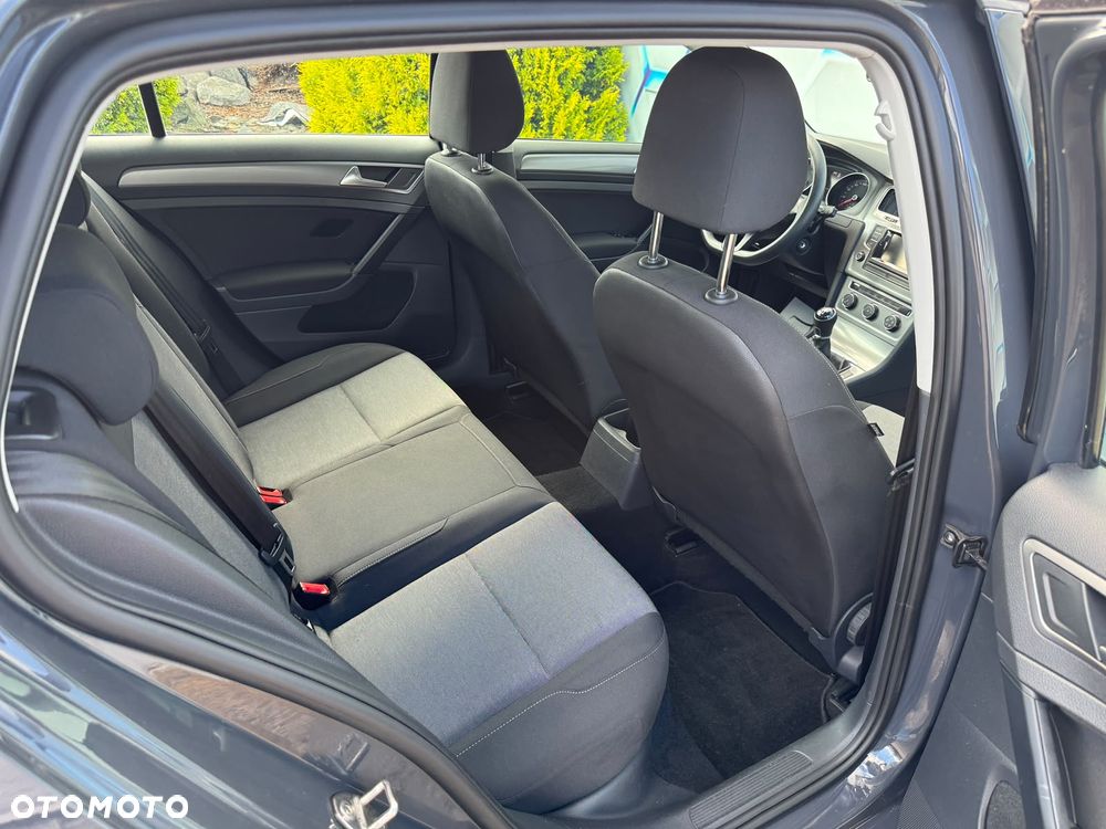 Volkswagen Golf 1.2 TSI BlueMotion Technology Cup - 26