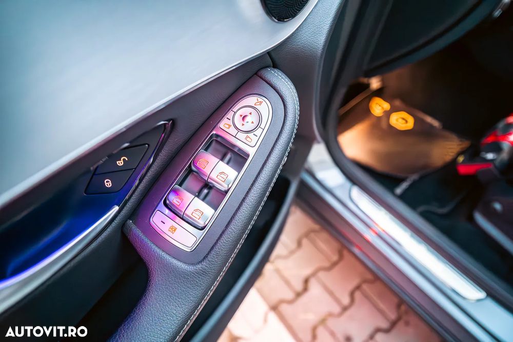 Mercedes-Benz GLC Coupe 220 d 4Matic 9G-TRONIC AMG Line - 16