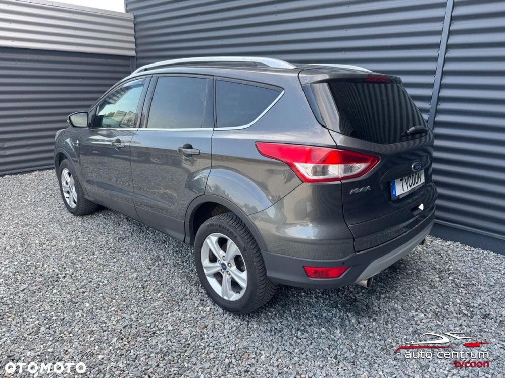 Ford Kuga - 26