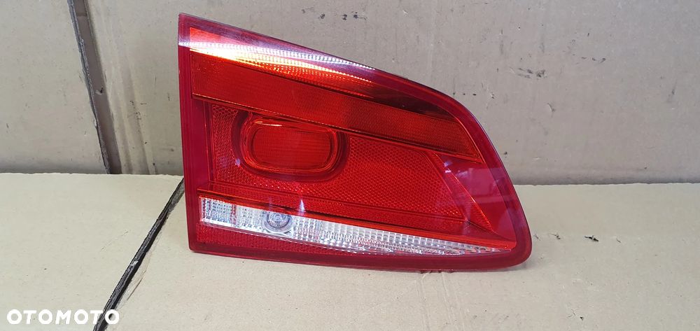 Lampa lewy tył tylna lewa w klapę VW Passat B7 Kombi 3AF945093L - 1