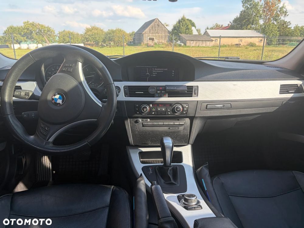 BMW Seria 3 335d - 16
