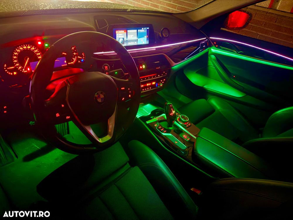 BMW Seria 5 520i AT - 14