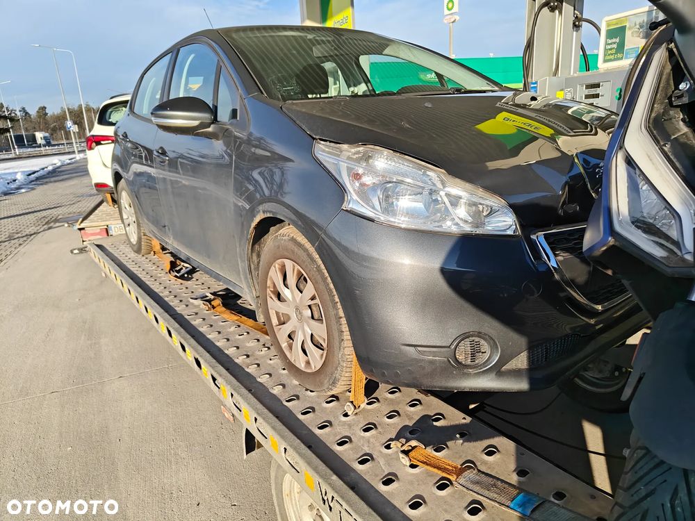 Peugeot 208 82 VTI Style - 4