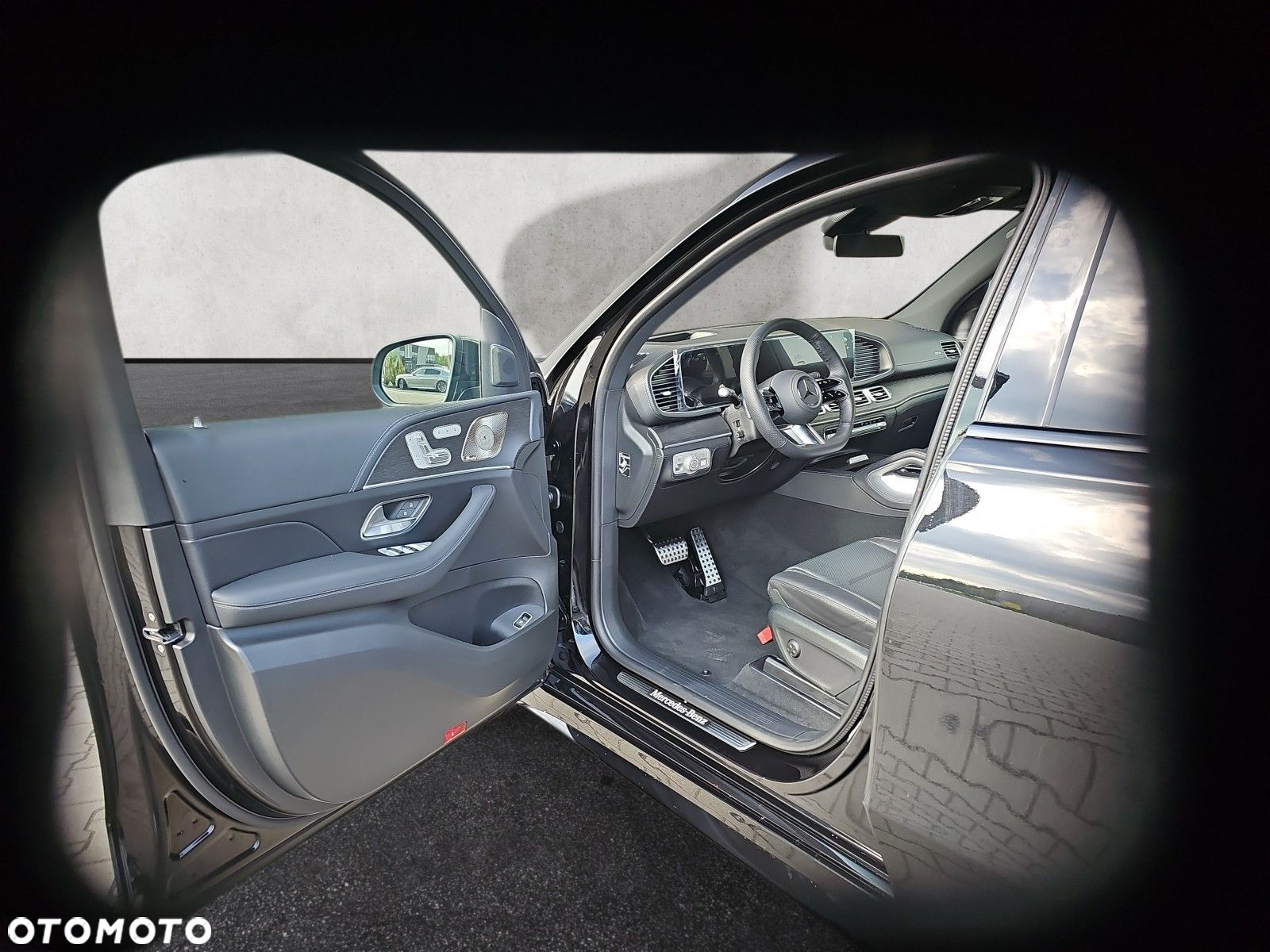 Mercedes-Benz GLE - 10