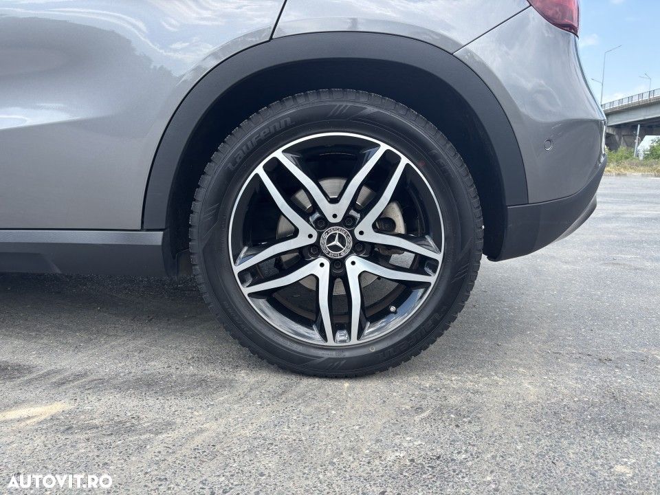 Mercedes-Benz GLA - 29