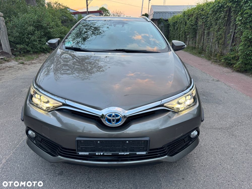 Toyota Auris - 5
