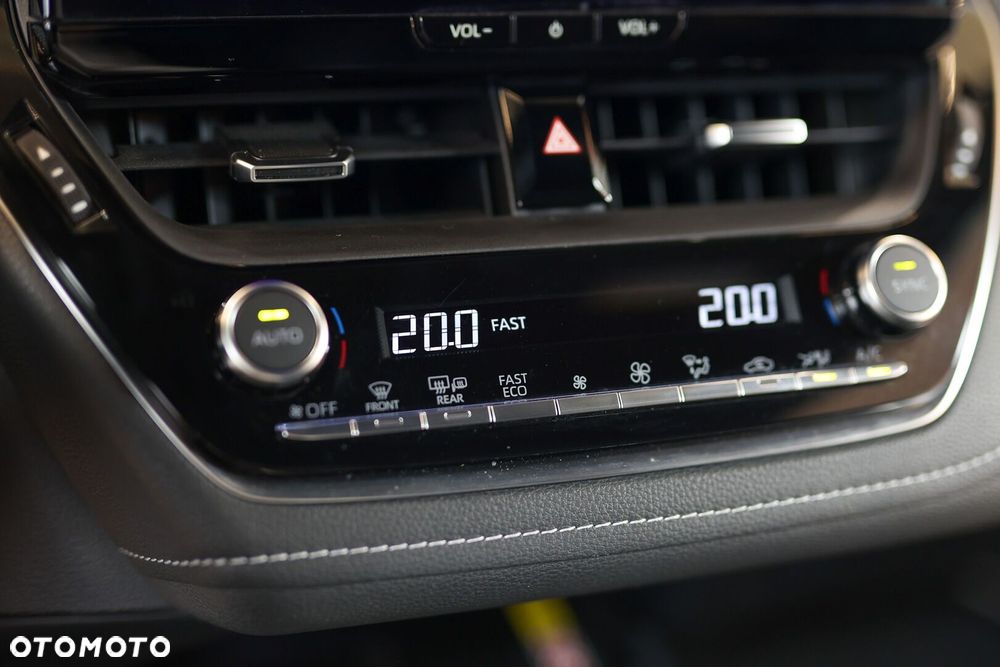 Toyota Corolla 1.8 Hybrid Style - 36