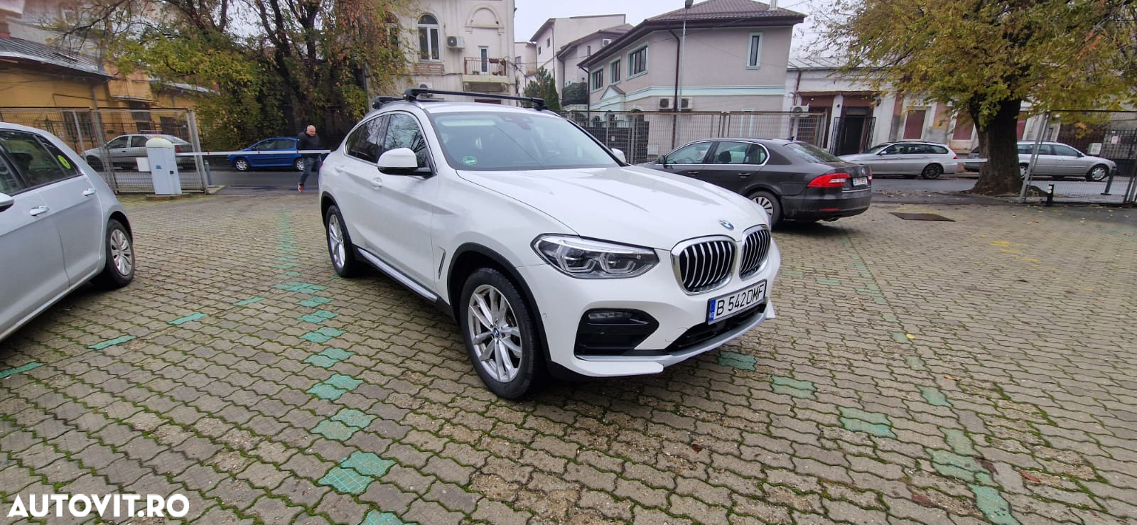 BMW X4 xDrive20i AT - 2