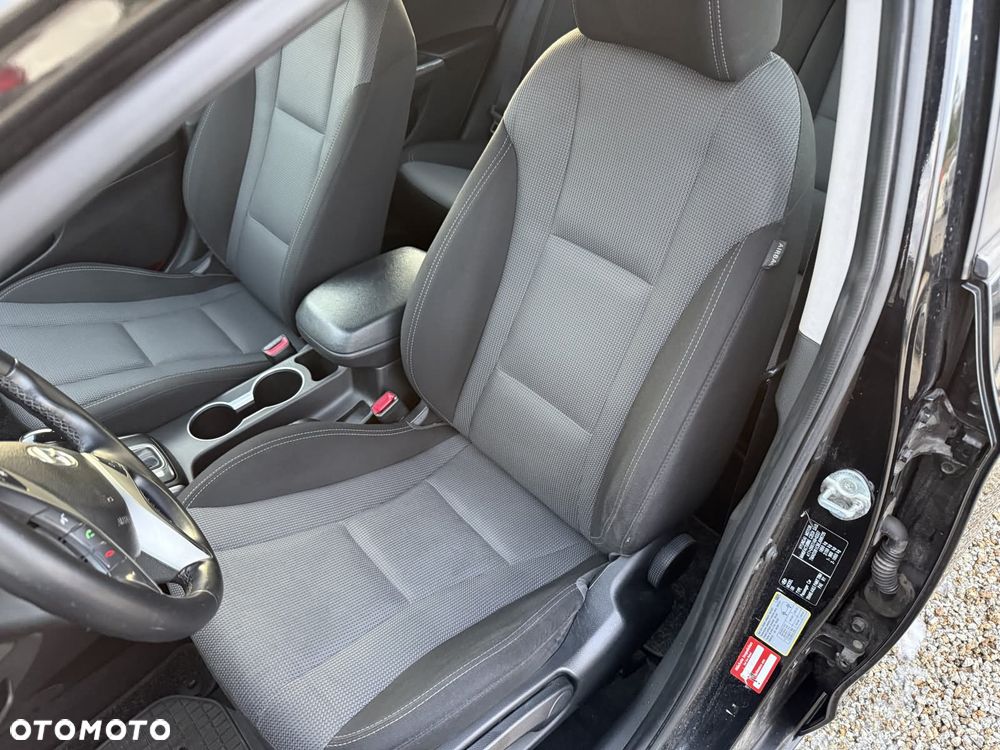 Hyundai i30 Kombi 1.6 GDi DCT Style - 14