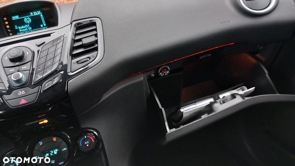 Ford Fiesta 1.0 EcoBoost S&S COOL&CONNECT - 13