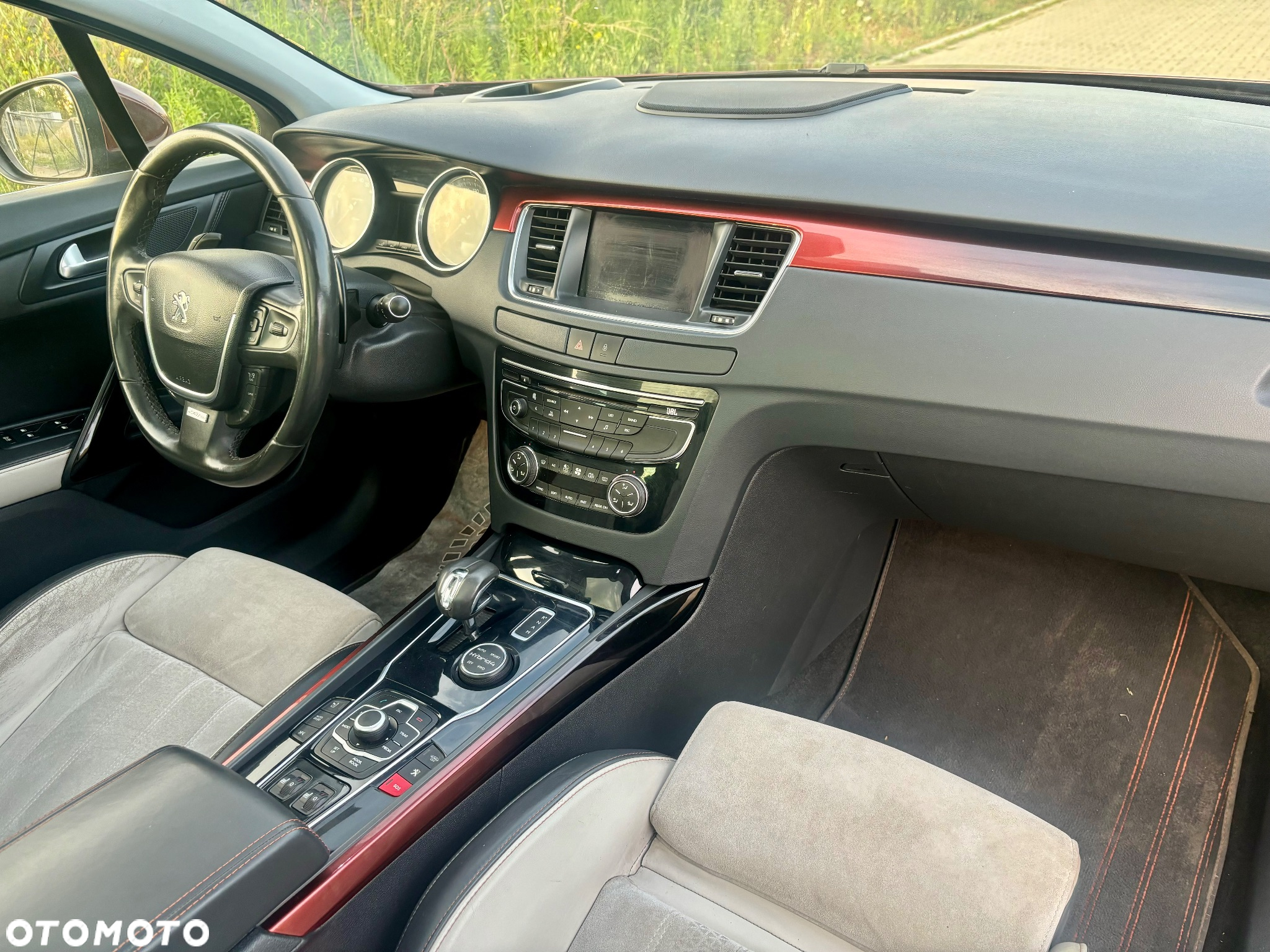 Peugeot 508 RXH Hybrid4 - 14