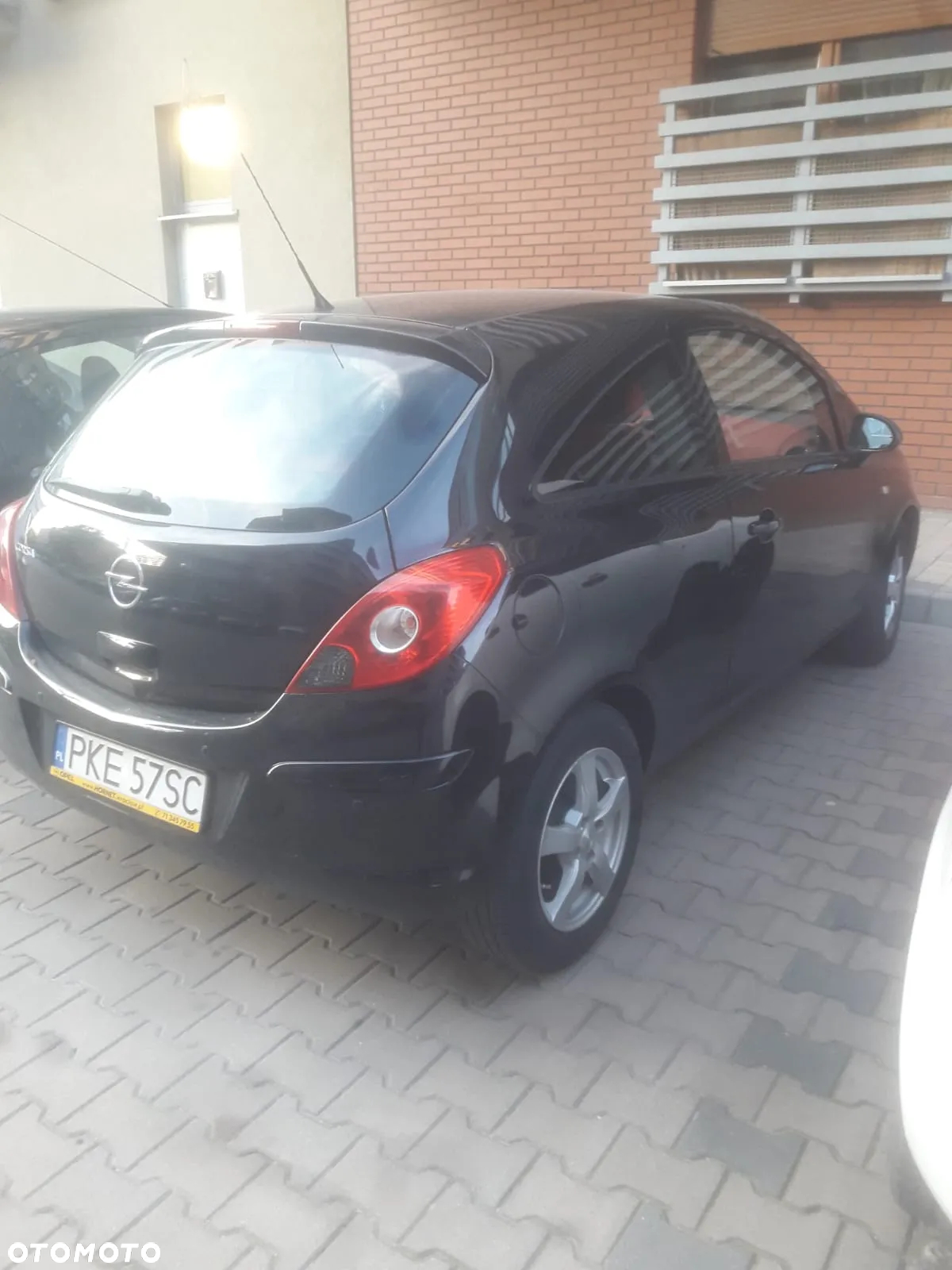 Opel Corsa 1.0 12V Essentia - 2
