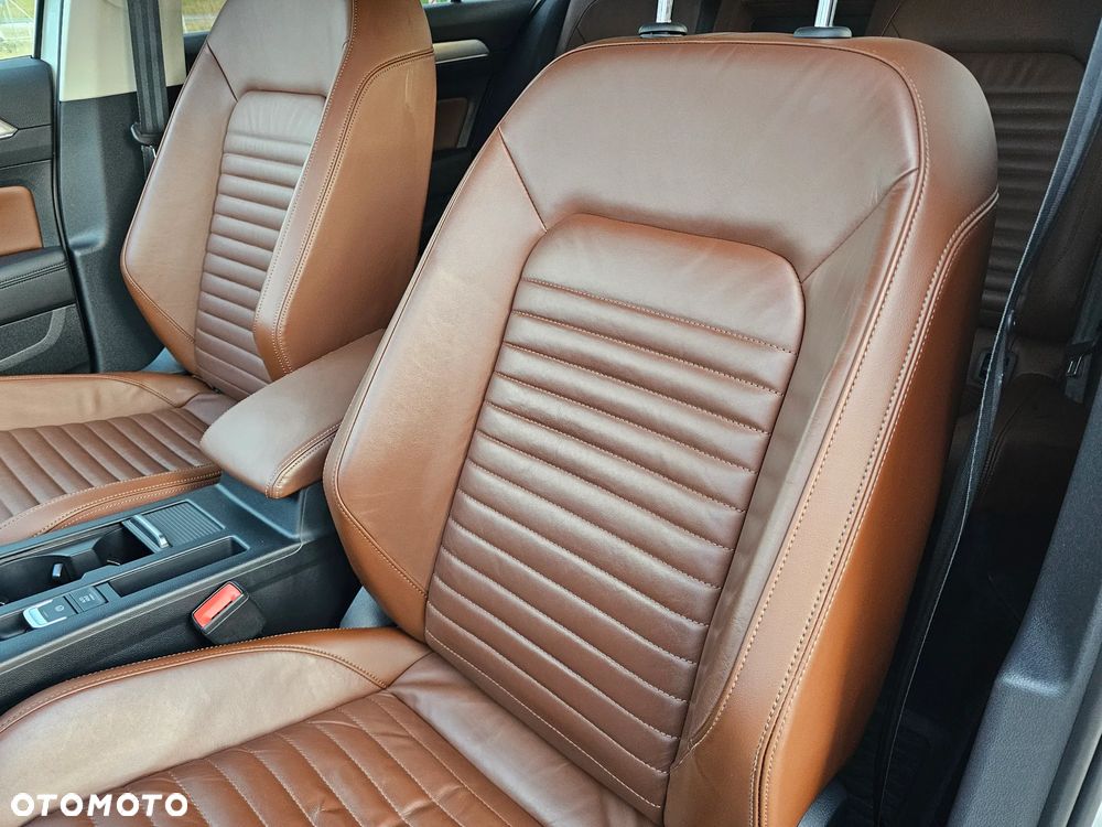 Volkswagen Passat 1.8 TSI BMT Highline - 19