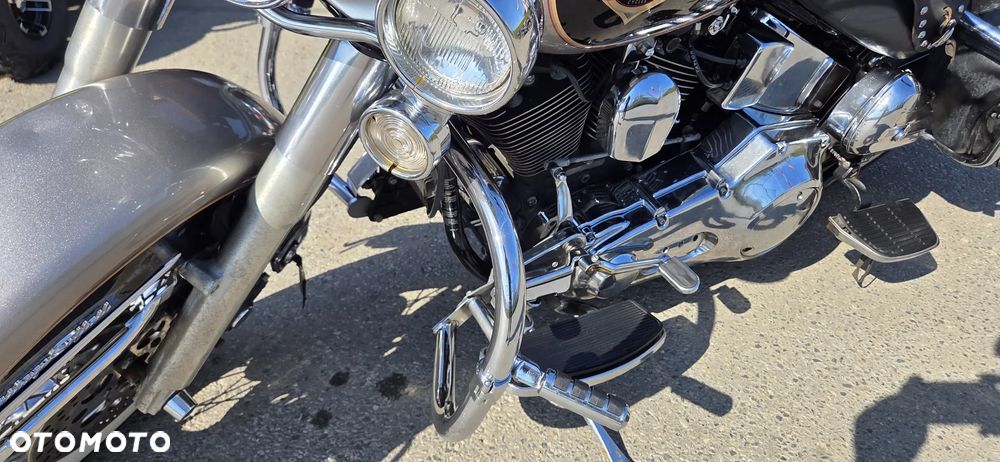 Harley-Davidson Softail Heritage Classic - 24