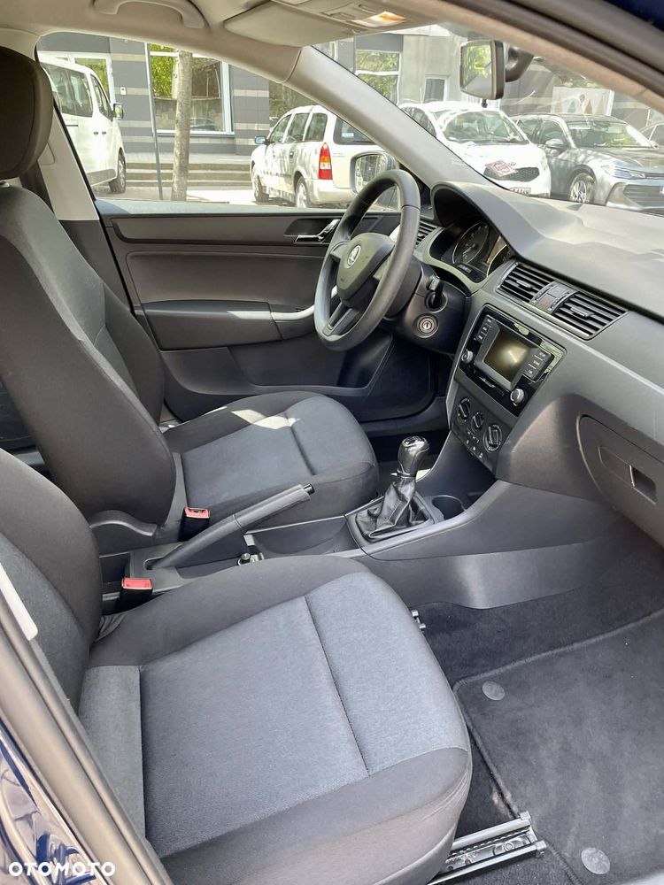 Skoda RAPID 1.2 TSI Active - 8