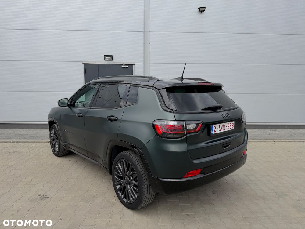 Jeep Compass - 16