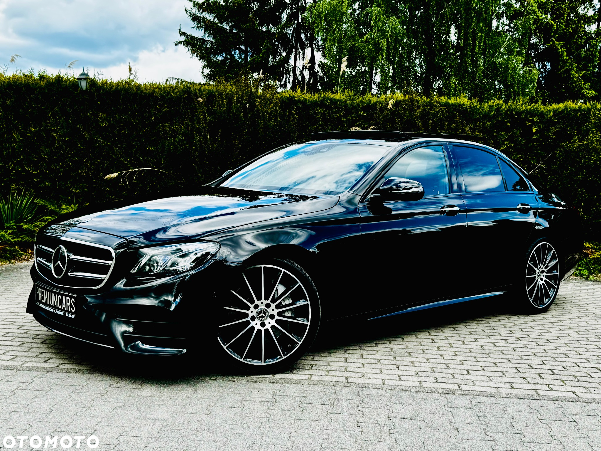 Mercedes-Benz Klasa E 350 9G-TRONIC AMG Line - 14