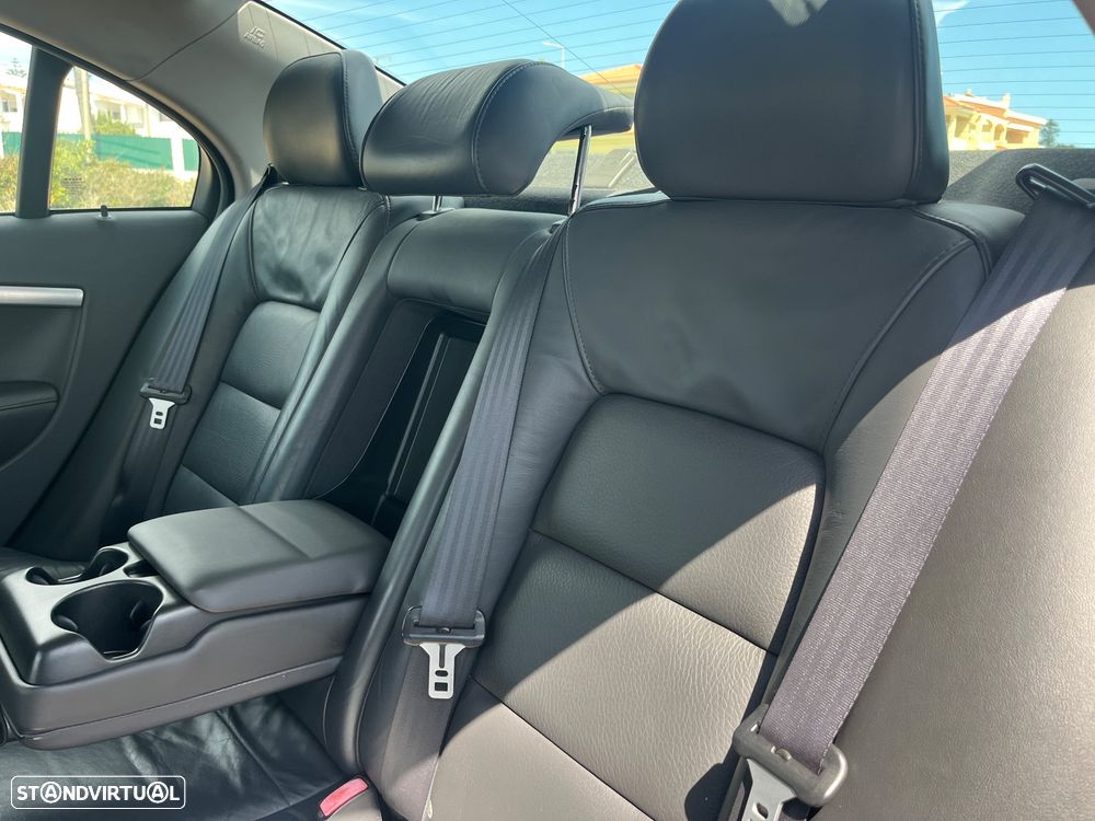 Volvo S80 2.0 D3 Momentum - 9