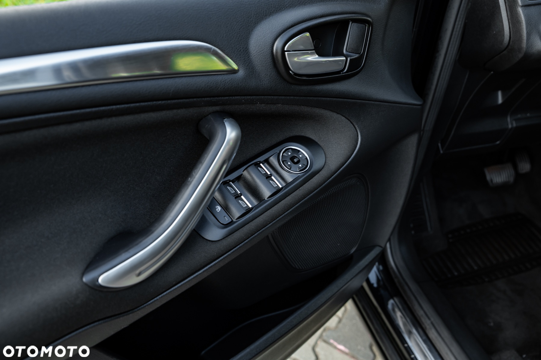 Ford S-Max 2.0 TDCi DPF Champions Edition - 15