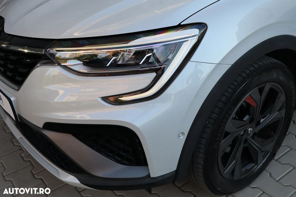 Renault Arkana E-TECH RS Line - 10