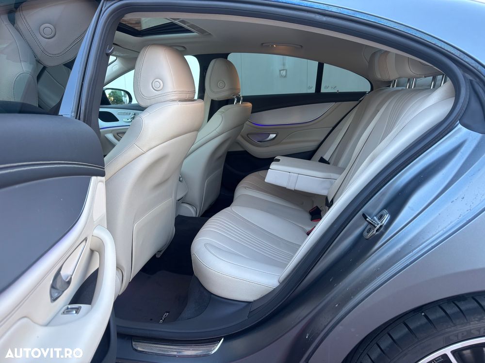 Mercedes-Benz CLS 350 d 4Matic 9G-TRONIC AMG Line - 7