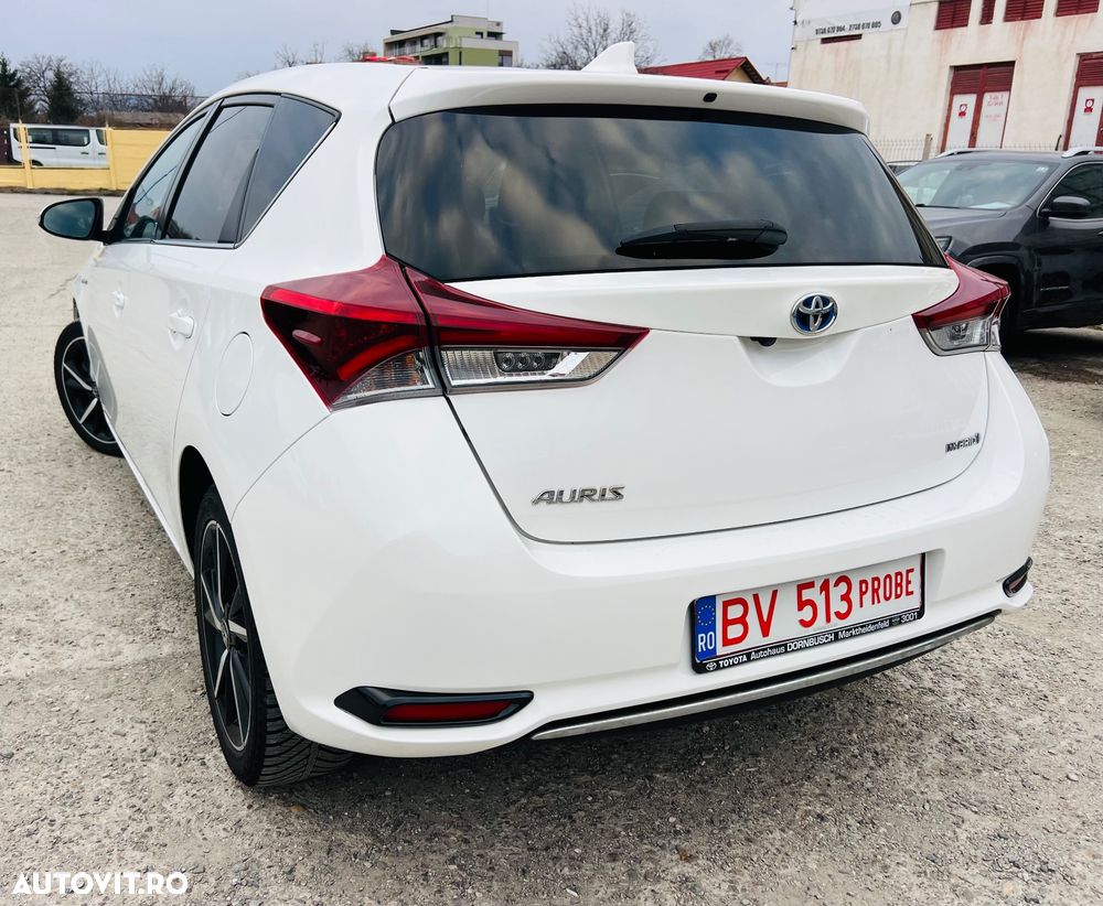 Toyota Auris 1.8 L VVT-i Sol+ - 23