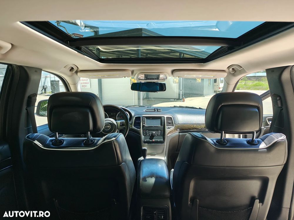 Jeep Grand Cherokee - 8