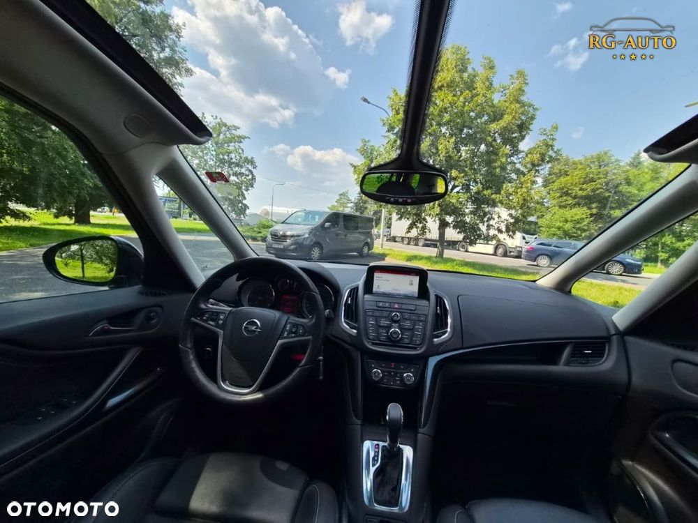 Opel Zafira - 20
