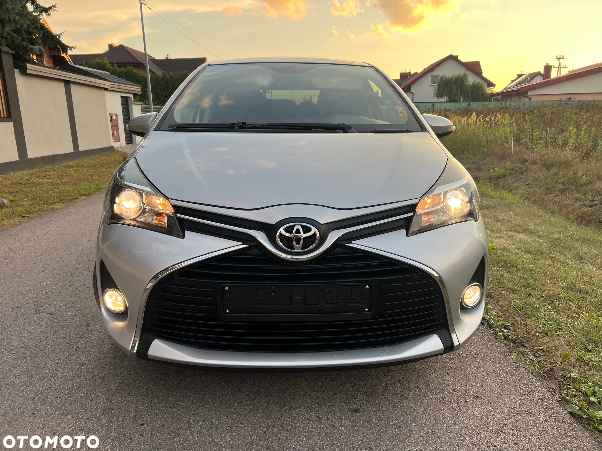 Toyota Yaris 1.0 VVT-i Life - 11