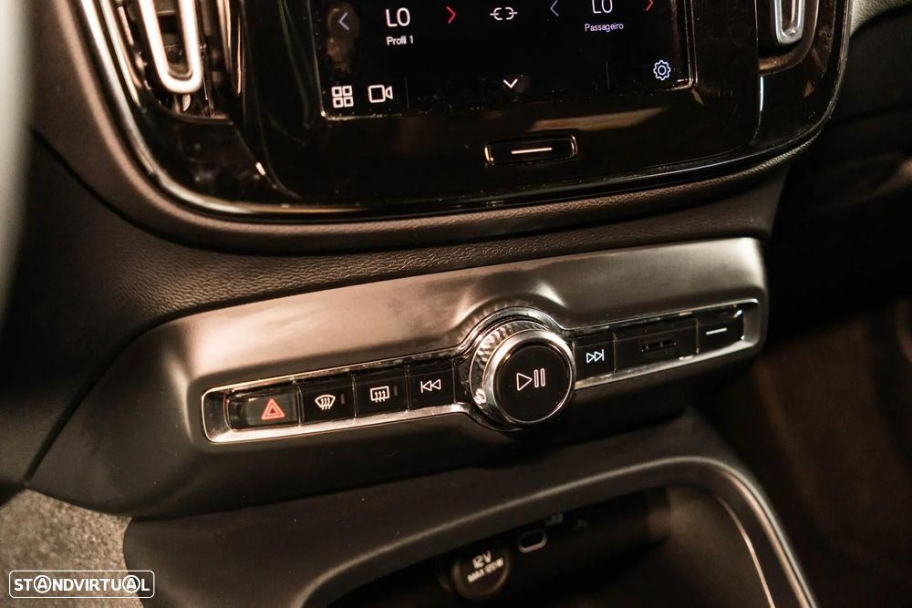 Volvo C40 Recharge 69 kWh Single Motor RWD Core - 28