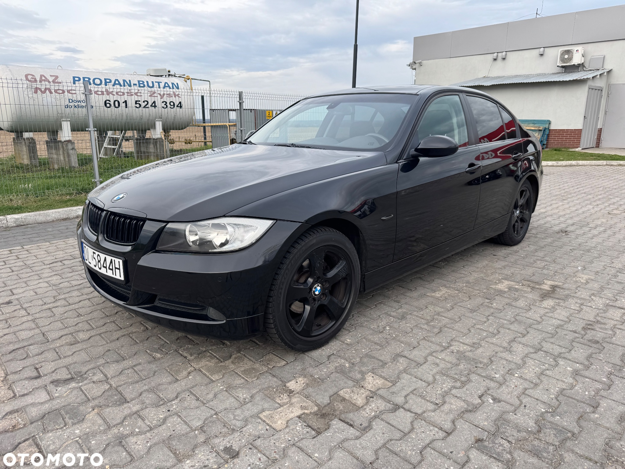 BMW Seria 3 320i - 34