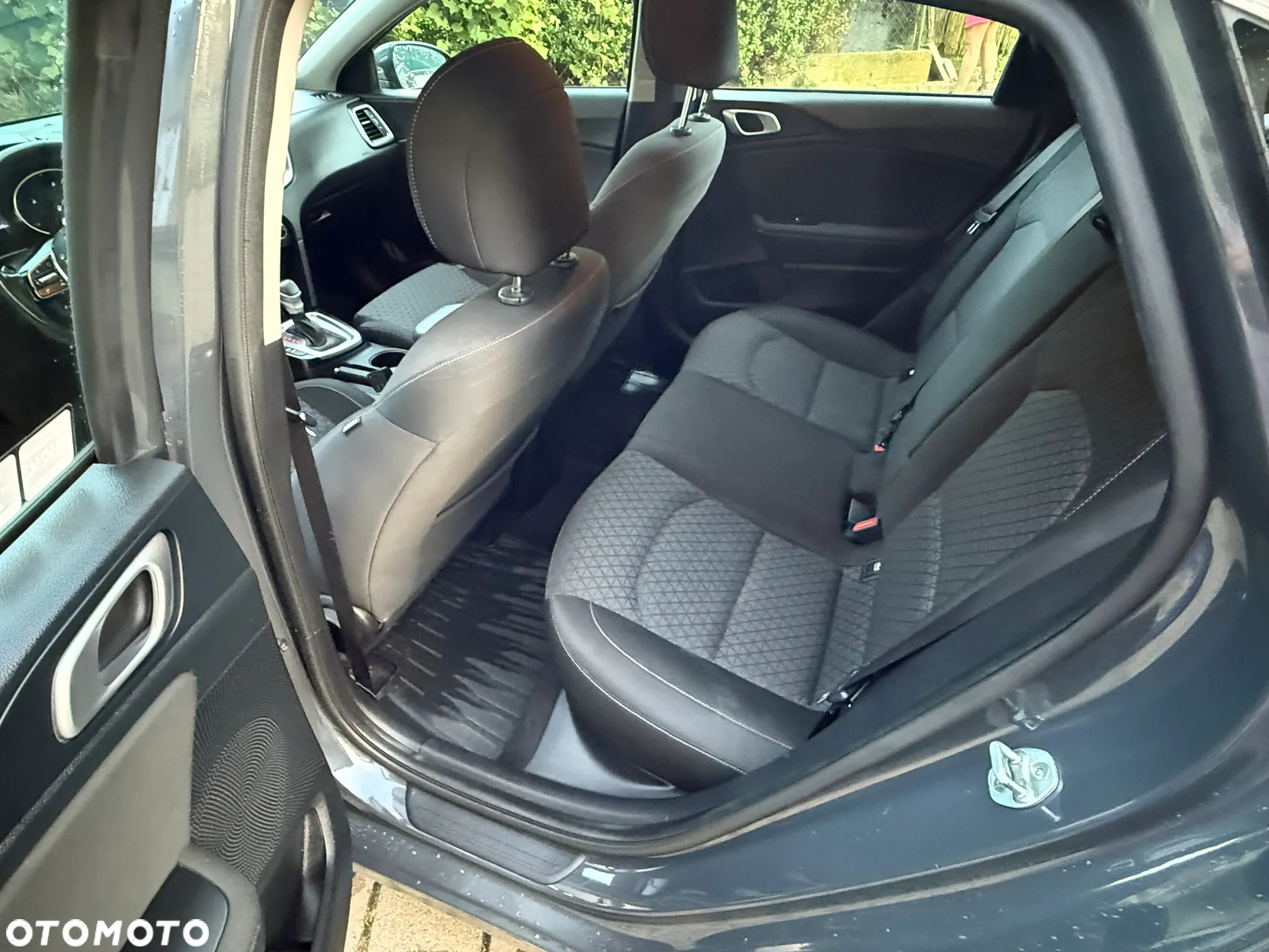 Kia Ceed 1.6 CRDi SCR M DCT - 13