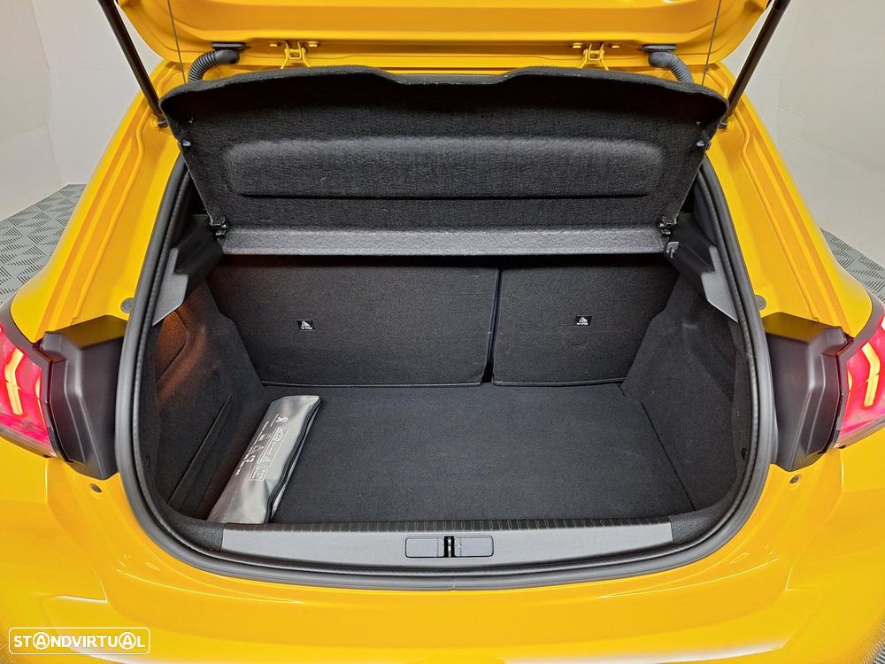 Peugeot 208 1.2 PureTech GT Line EAT8 - 16