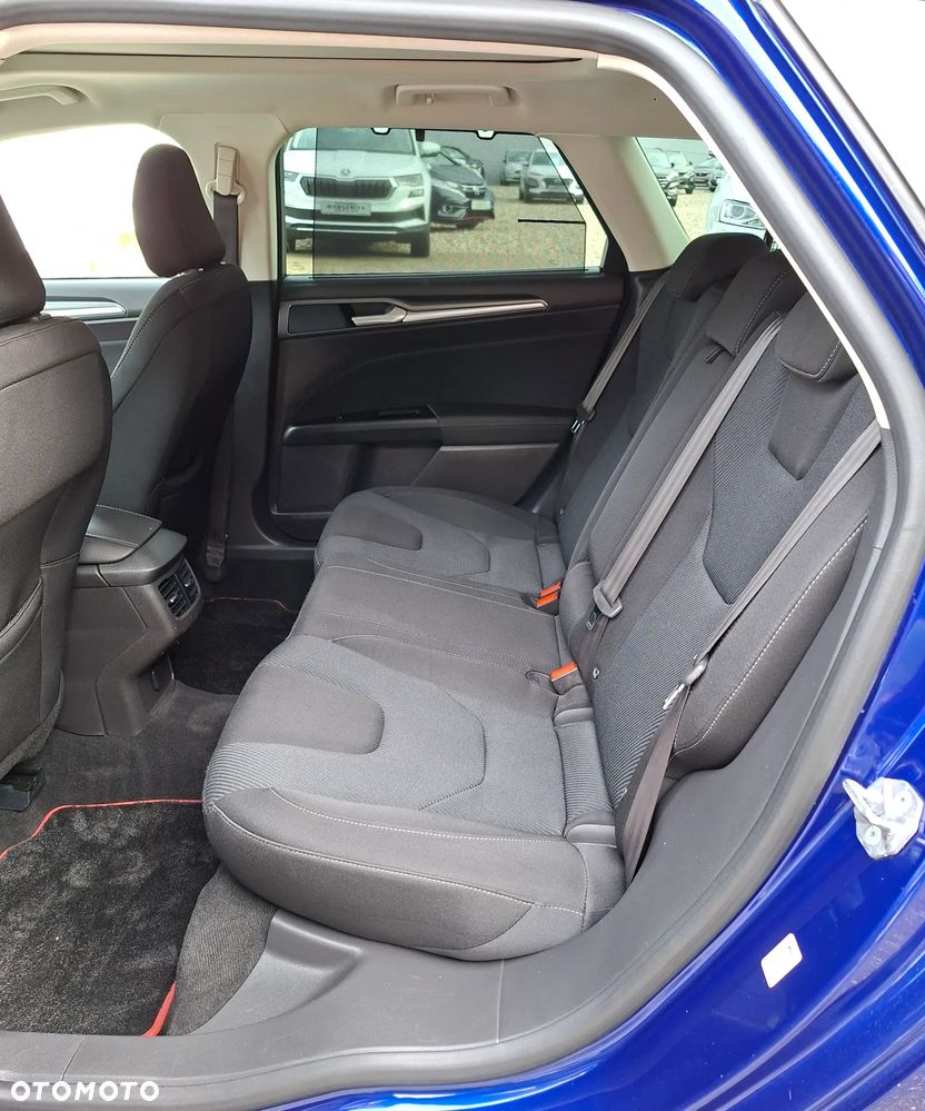 Ford Mondeo 2.0 TDCi Titanium - 11