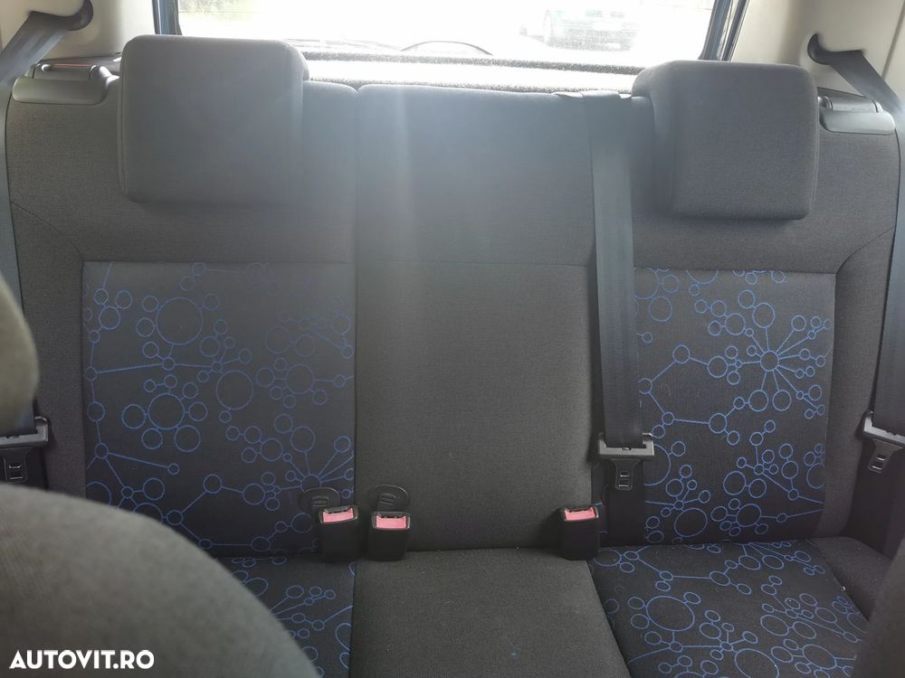Ford Fiesta 1.4 TDCI Comfort - 10